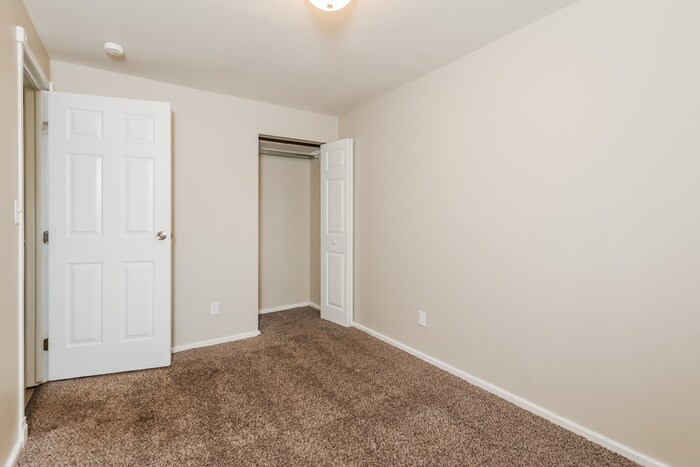 Building Photo - 3132 Dorf Dr
