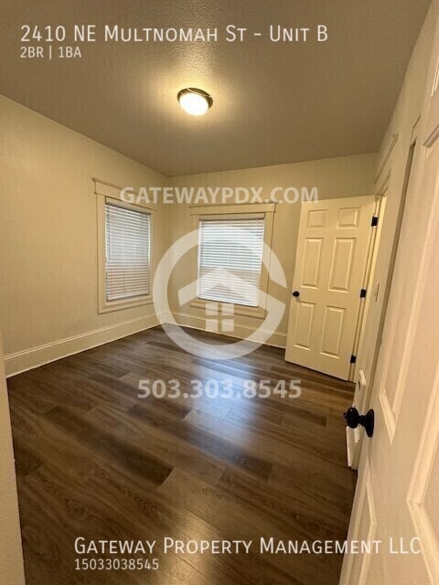 Building Photo - 2410 NE Multnomah St