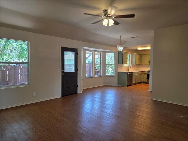 Building Photo - 11602 Maybach Dr