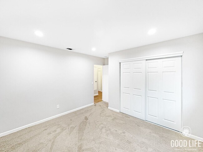Building Photo - Great 3B/2BA House in San Marcos!