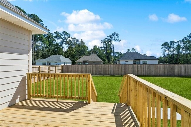 Building Photo - 60404 Aqua St