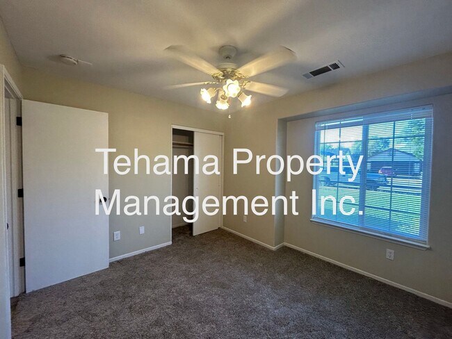 Building Photo - 3 Bedroom 2 Bath Home in Anderson