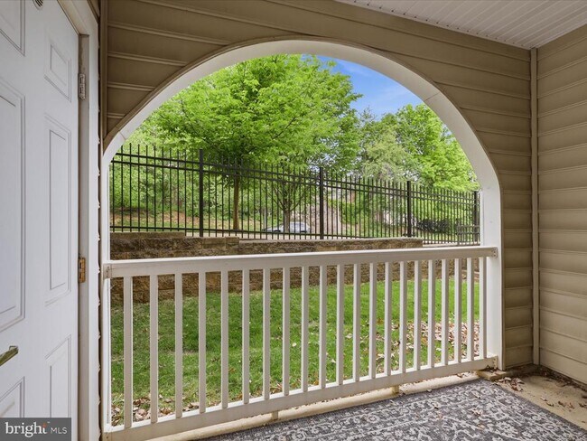 Building Photo - 4560 Strutfield Ln