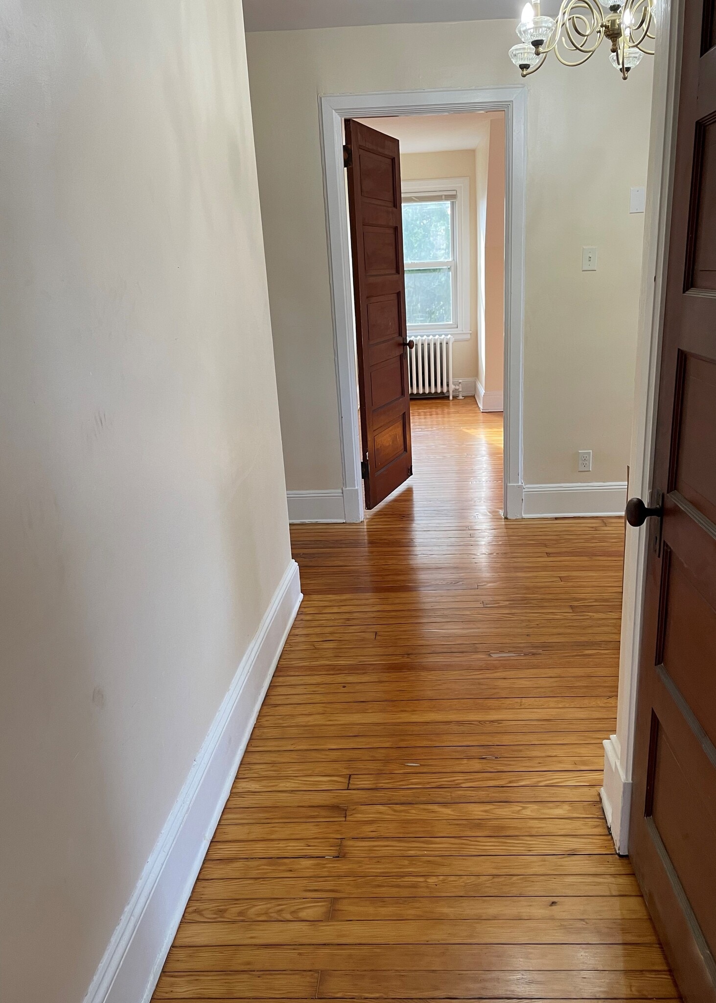 Hallway - 175 N Lansdowne Ave