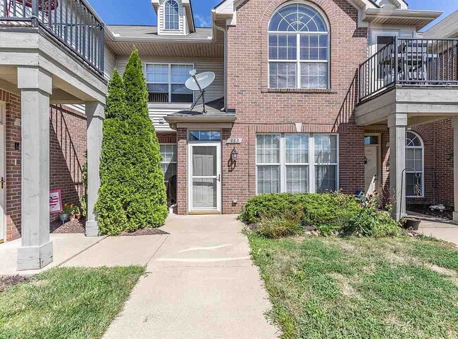 Building Photo - 663 Worthington Dr