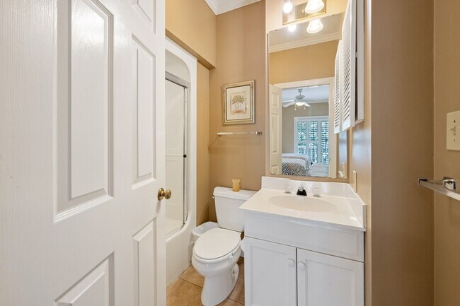 Building Photo - 127 Marsh Lake Dr