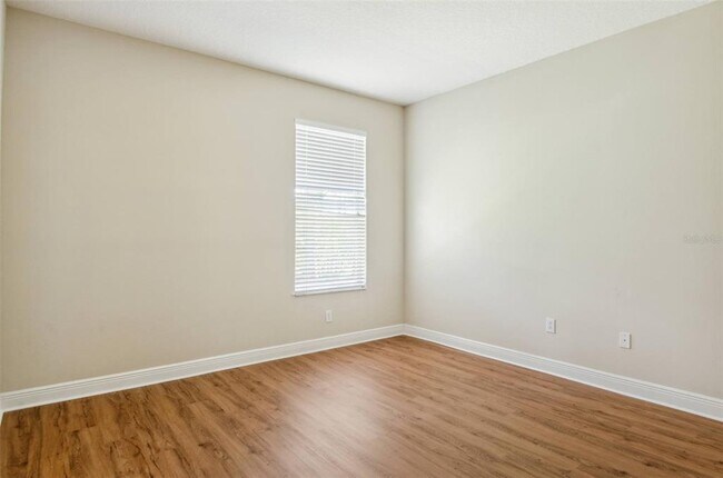 Building Photo - 10222 Arbor Side Dr