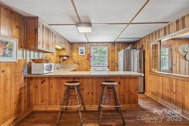 Building Photo - 4116 Tuffy Ln
