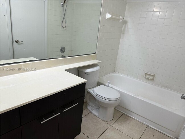 Building Photo - 5780 Rock Island Rd