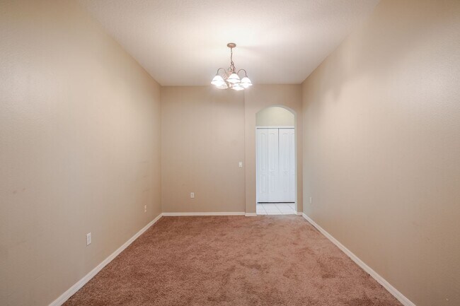 Building Photo - Highly Desirable Land O’ Lakes Rental With Easy Tampa Access