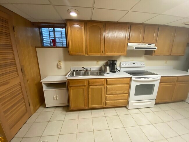 Building Photo - 5112 Norbeck Rd