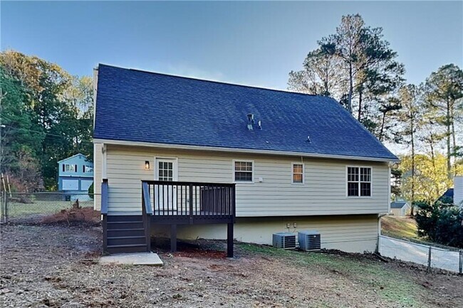 Building Photo - 295 Johnston's Dr