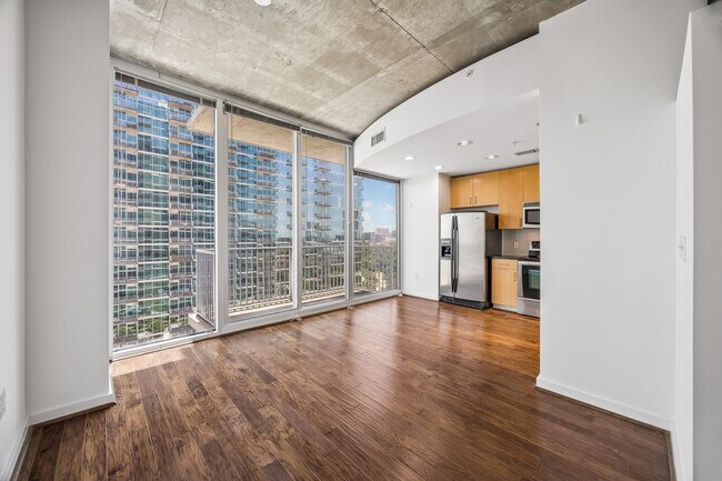Building Photo - 5925 Almeda Rd