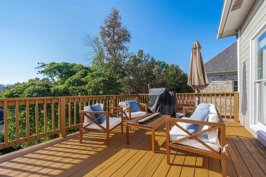 Building Photo - 1565 Bent River Cir