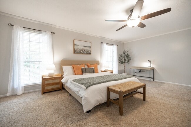 Building Photo - 522 River Plantation Dr