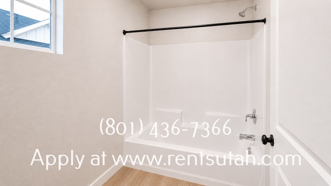 Building Photo - 1794 N 1260 E