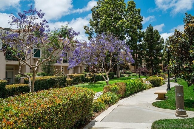 Building Photo - 7205 Calabria Ct