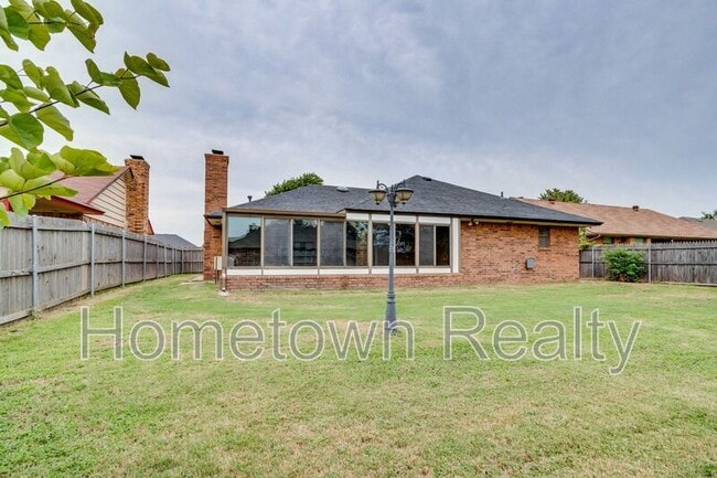 Building Photo - 13308 Marsh Ln