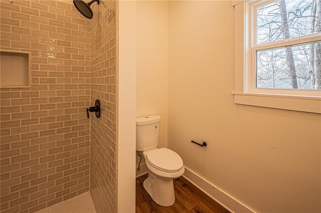 Building Photo - 635 Cane Creek Valley Rd