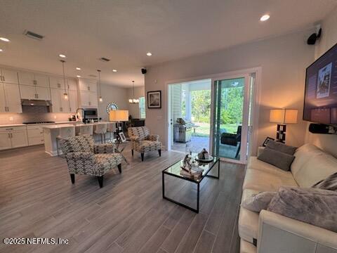 Building Photo - 128 Zephyr Dr