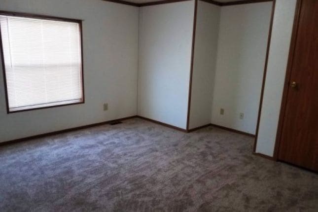 Building Photo - 3831 Plains Dr