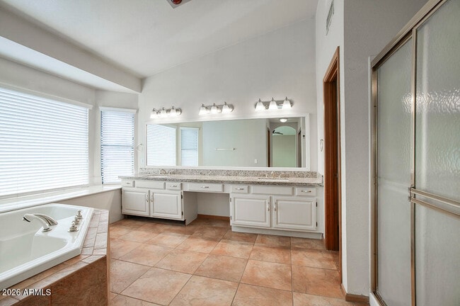 Building Photo - 151 E Jeanine Dr