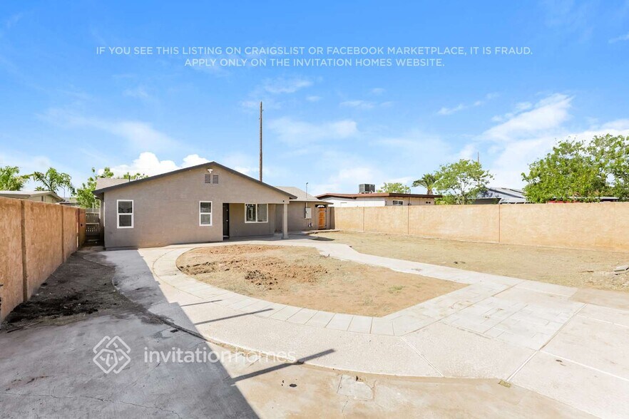 Building Photo - 816 E Mountain View Rd