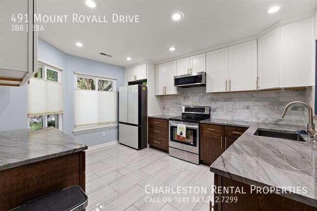 Building Photo - 491 Mt Royall Dr