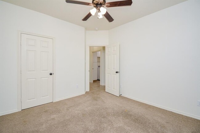 Building Photo - 6151 Harmony Park Lane