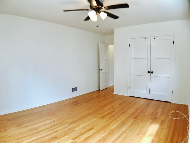 Building Photo - Prime Pocket of Studio City Across from St...