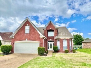 Building Photo - Move In Special! Now Leasing a Recently Re...