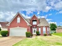 Building Photo - Move In Special! Now Leasing a Recently Re...