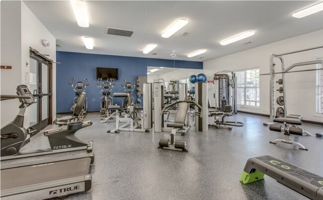 Building Photo - 2310 Elliott Ave