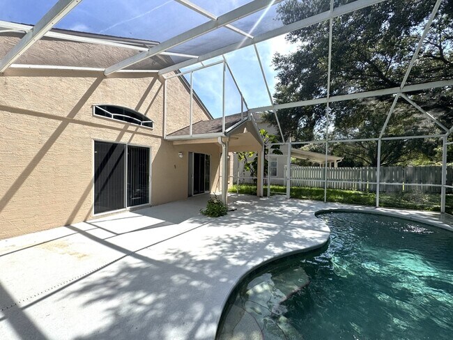 Building Photo - 4952 Hook Hollow Cir