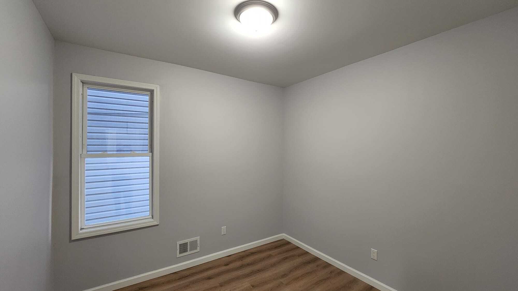 Building Photo - 1010 Flora St