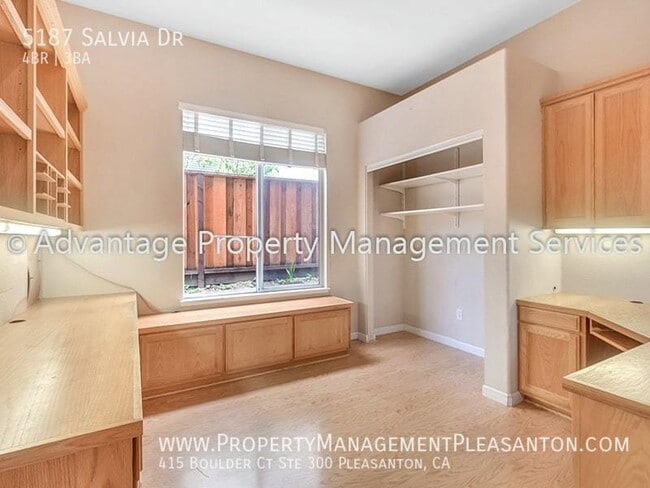 Building Photo - 5187 Salvia Dr