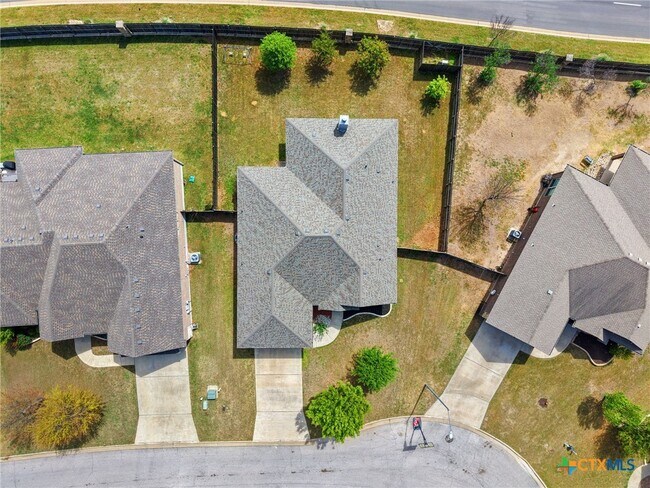 Building Photo - 109 Raven Dr