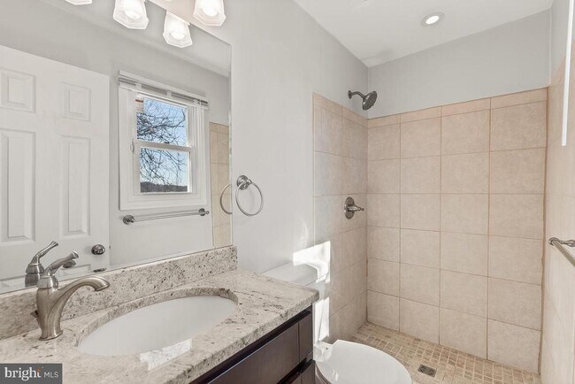 Building Photo - 6466 Loudon Ave