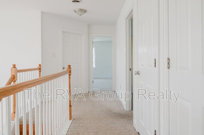 Building Photo - 4900 Lofton Dr