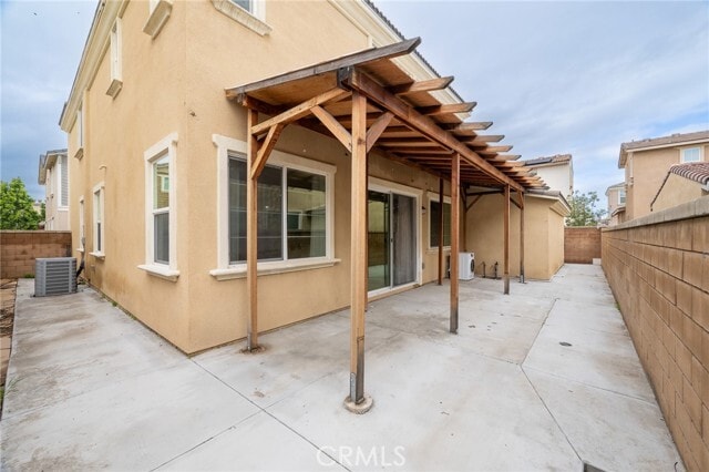 Building Photo - 3152 E Olympic Dr