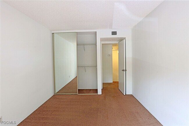 Building Photo - 12351 Woodrose Ct