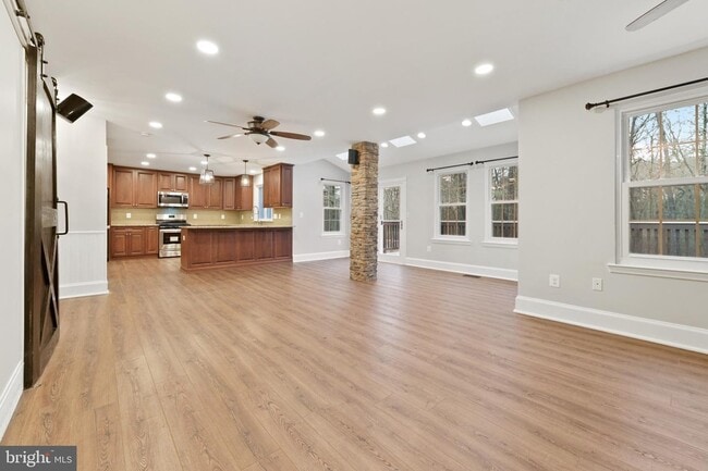 Building Photo - 7938 Jasons Landing Way