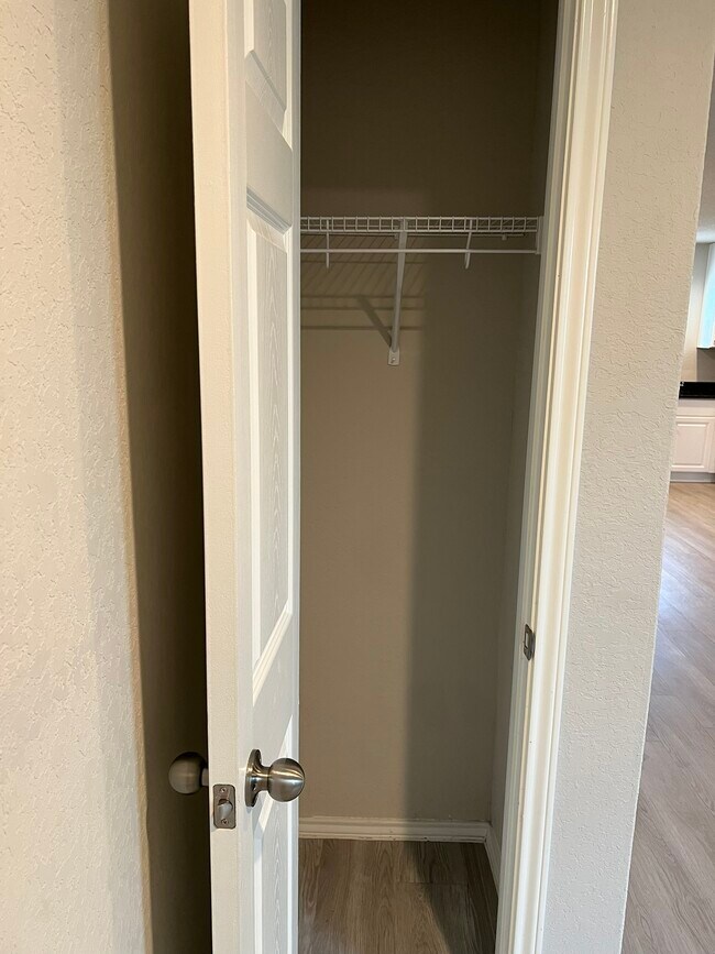 Building Photo - 5834 Machaela Trace