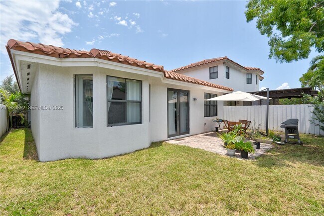 Building Photo - 1023 NW 100th Ave