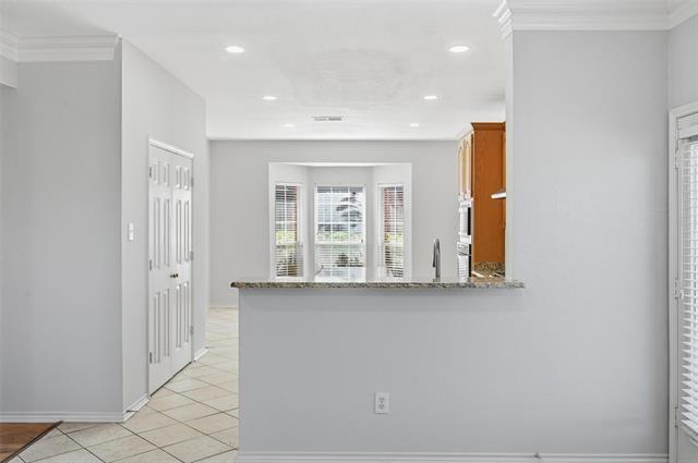 Building Photo - 1321 Kenshire Ct