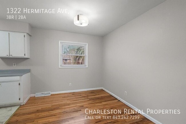 Building Photo - 1322 Hermitage Ave