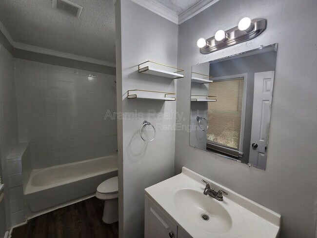 Building Photo - 245 Argus Cir NW