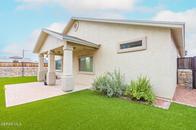 Building Photo - 14057 Tower Point Way