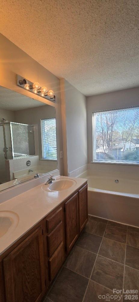 Building Photo - 14109 Southbridge Forest Dr