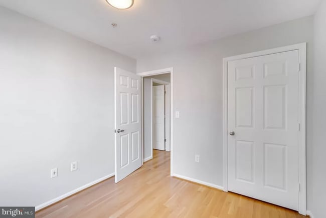 Building Photo - 325 U St NW